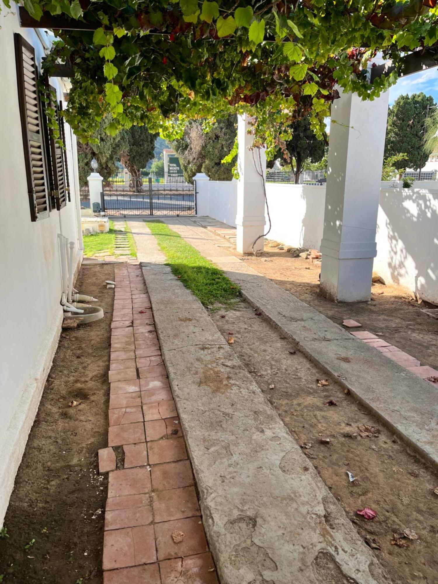 Toni's Cottage Graaff-Reinet Esterno foto