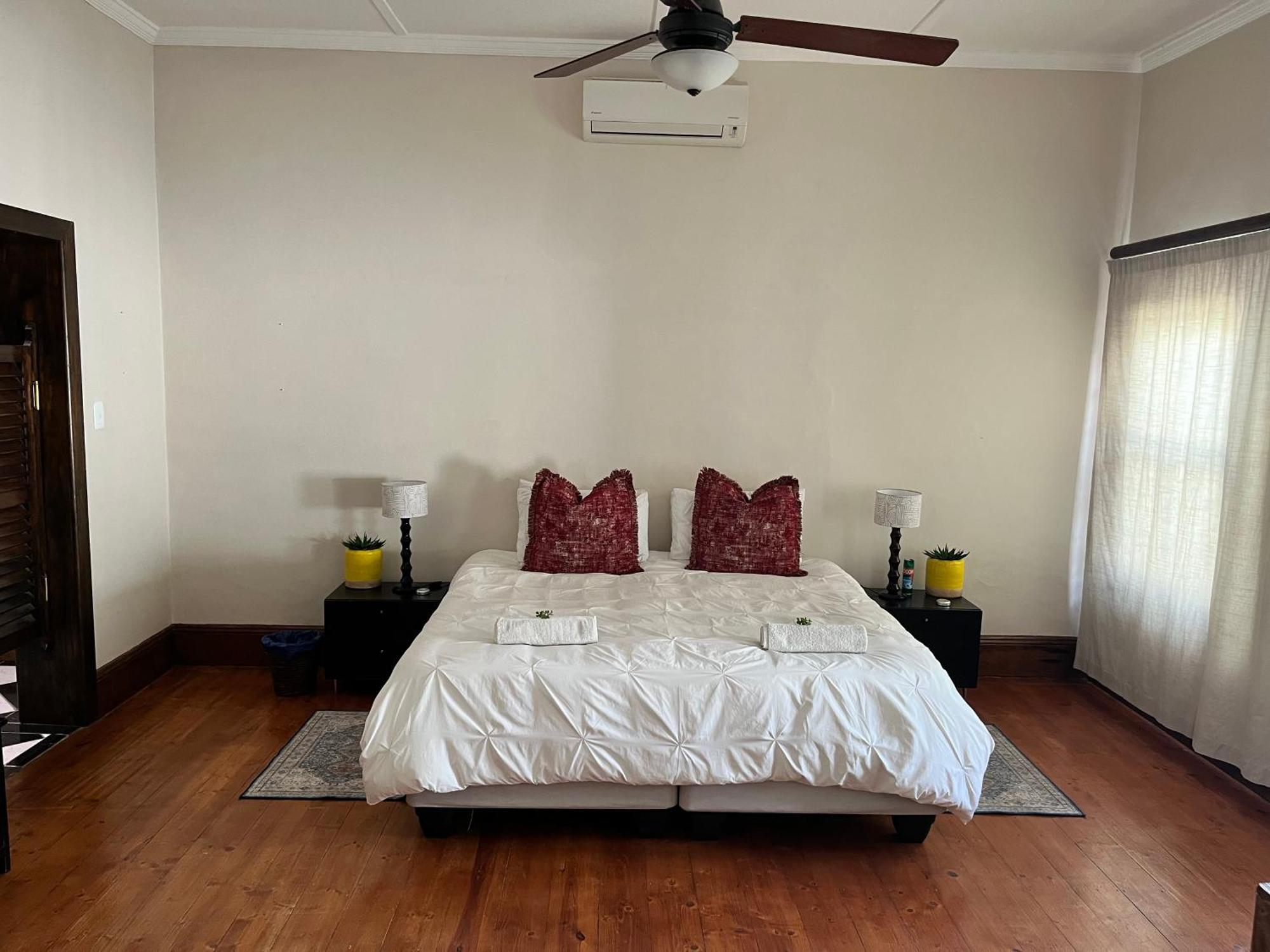 Toni's Cottage Graaff-Reinet Esterno foto